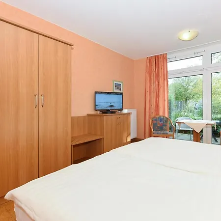 Hotel-pension Altes Siel * בנסרסיל