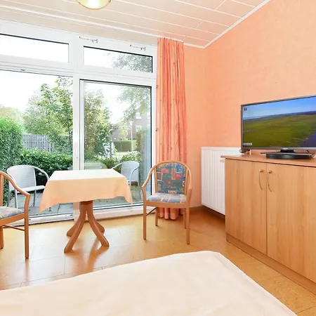 מלון Hotel-pension Altes Siel