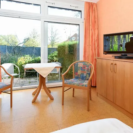 Hotel-pension Altes Siel מלון *