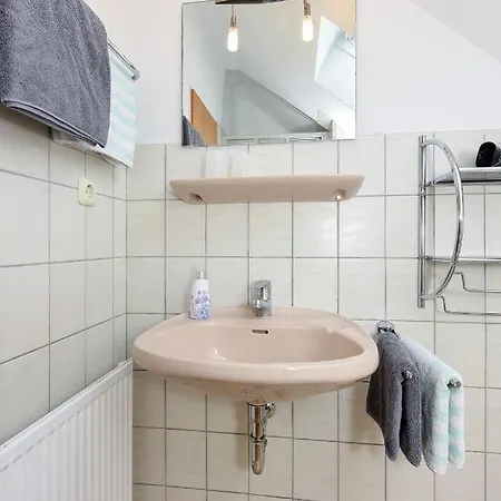 מלון Hotel-pension Altes Siel *