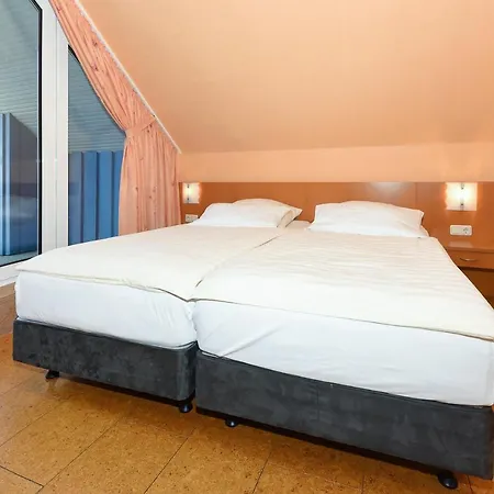 מלון Hotel-pension Altes Siel *