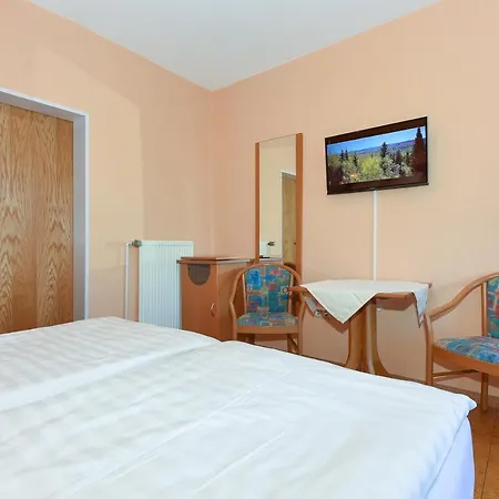 Hotel-pension Altes Siel * בנסרסיל