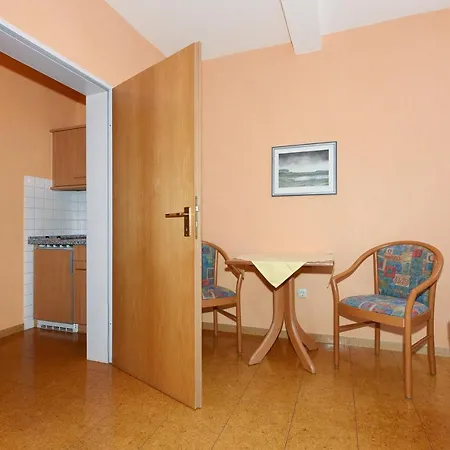 Hotel-pension Altes Siel מלון *