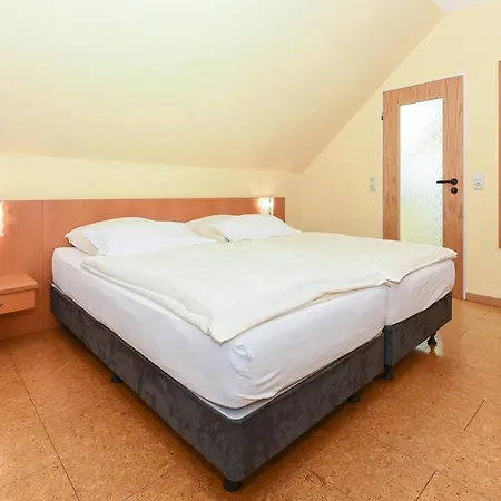 Hotel-pension Altes Siel * בנסרסיל