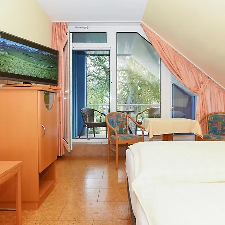 מלון Hotel-pension Altes Siel *