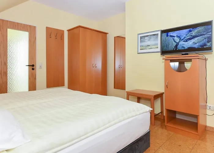 Hotel-pension Altes Siel * 贝塞尔