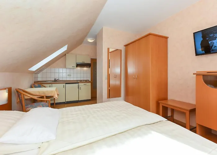 Hotel-pension Altes Siel 贝塞尔
